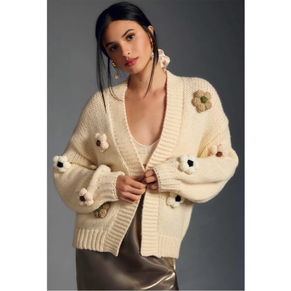 Anthropologie Duchamp The Susannah 3D Flower Cardigan Sweater In Cream S/M - Picture 1 of 9